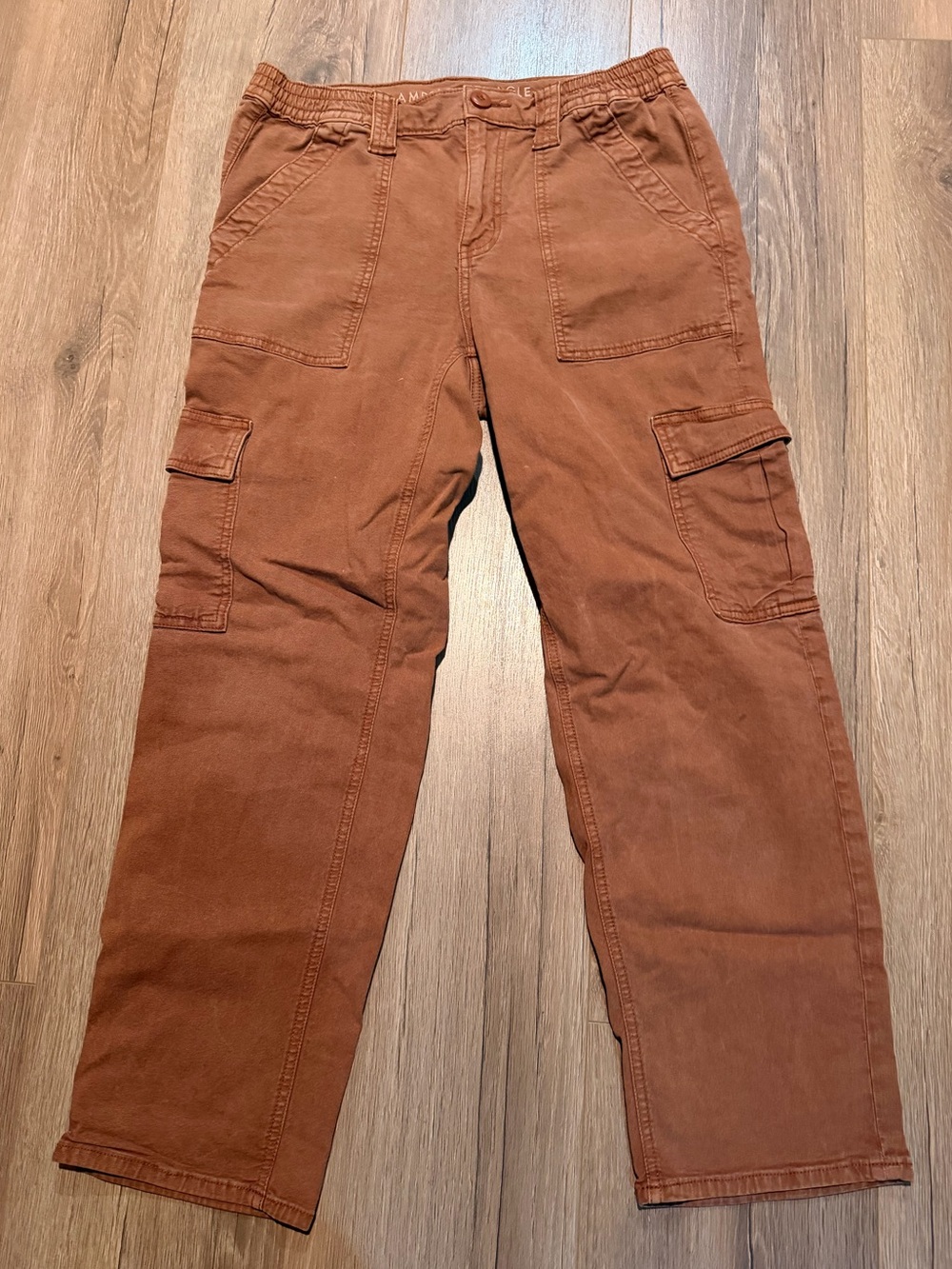 American Eagle Brown Cargo Stretch Straight Leg Pants Women’s 8 Short Mid Rise